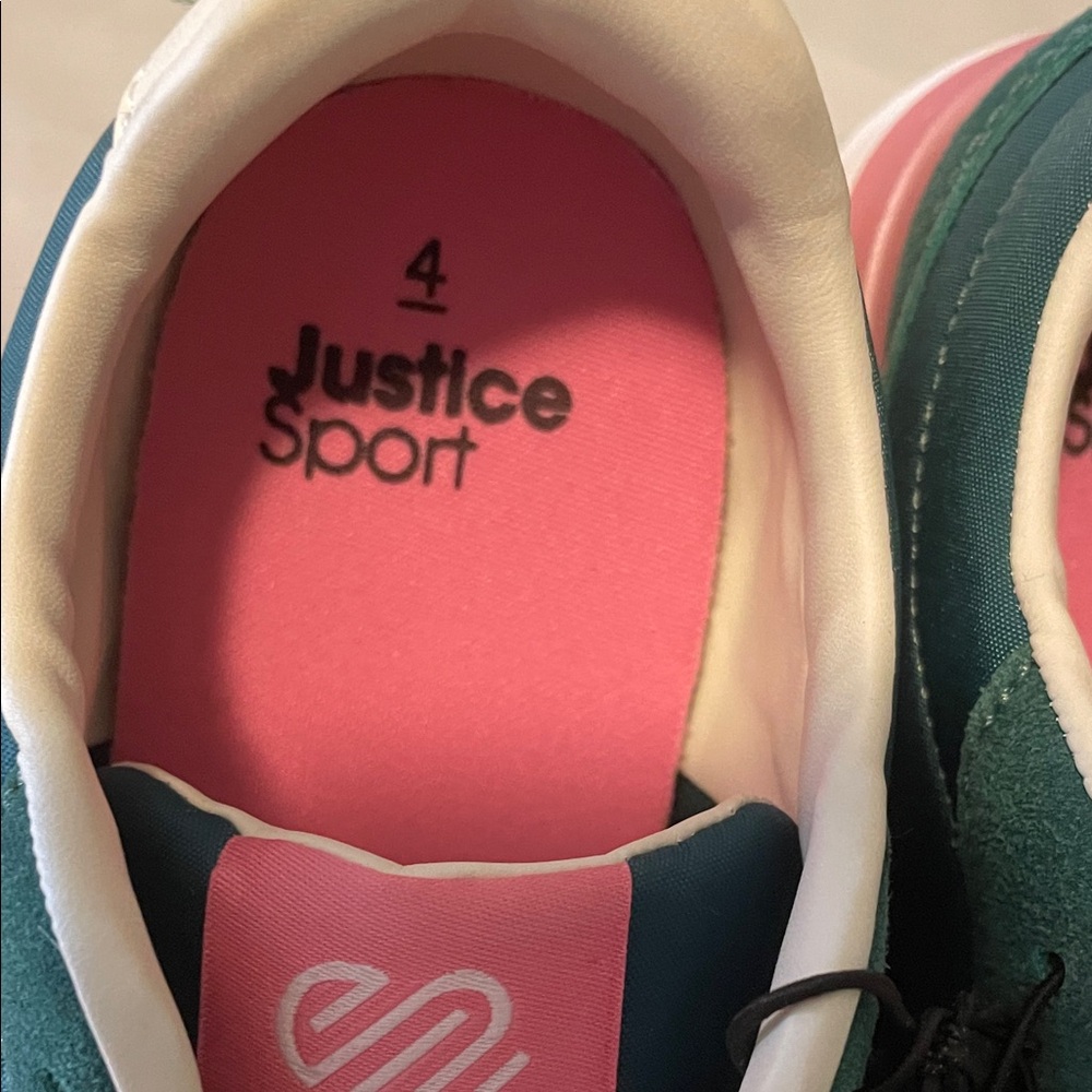 NEW Justice Green Sneakers with Silver Star - Picture 16 of 16